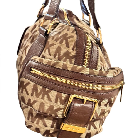 Michael Kors Brookville Large Jacquard Leather Satchel - Picture 4 of 15